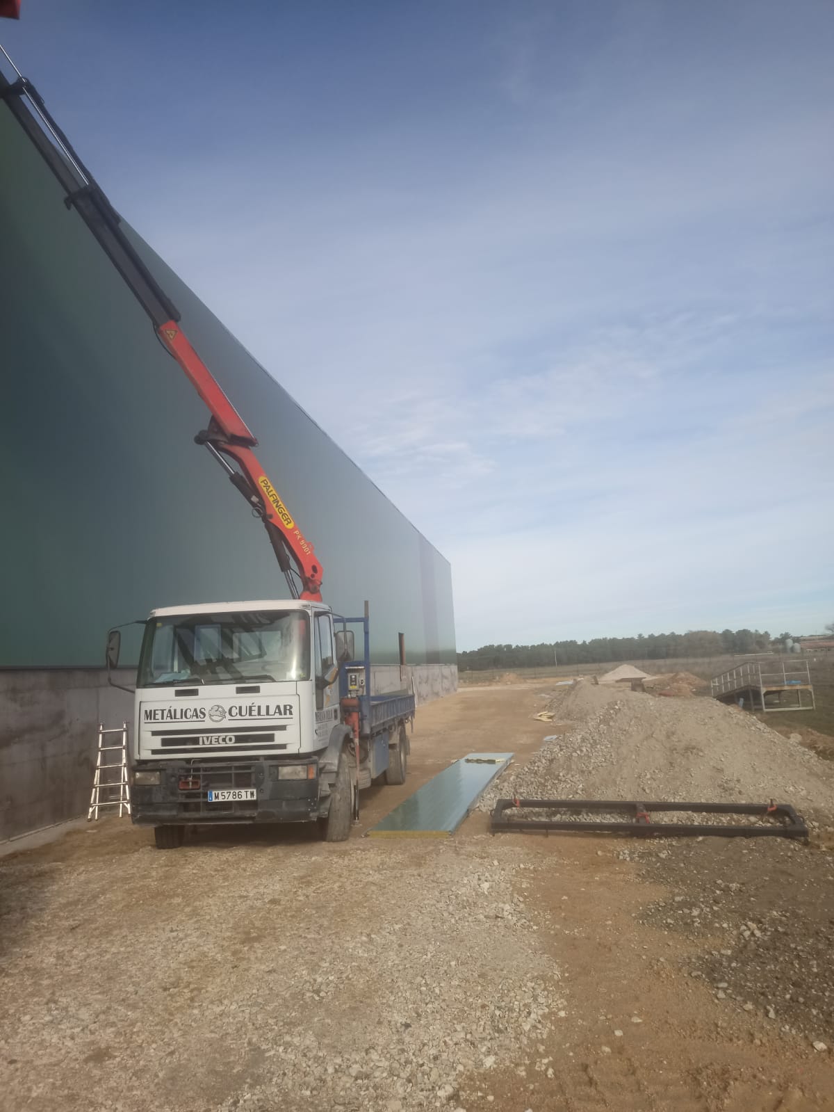 metálicas cuéllar equipo